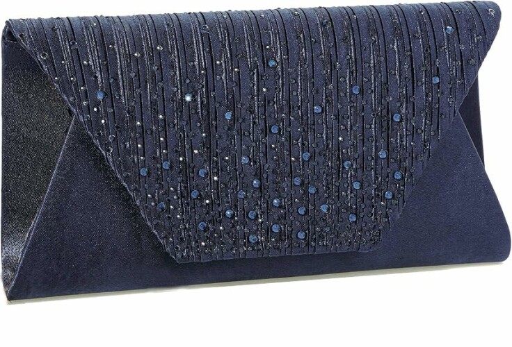 Elegant Fioeyr clutch bag on display showcasing its sparkling details.